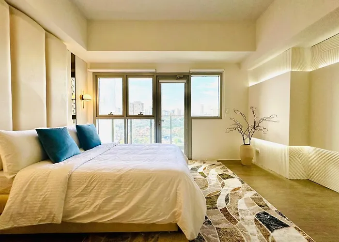 Сasa de vacaciones Uptown Bgc Gem: Big + Washer + Prime Spot